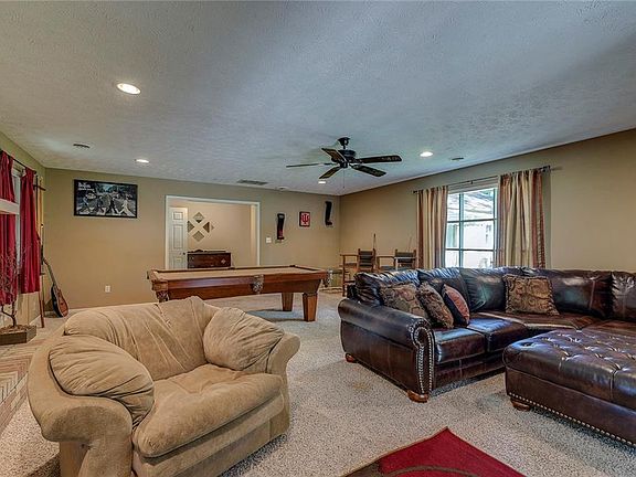 5th image of 6526 Bettcher Ave
