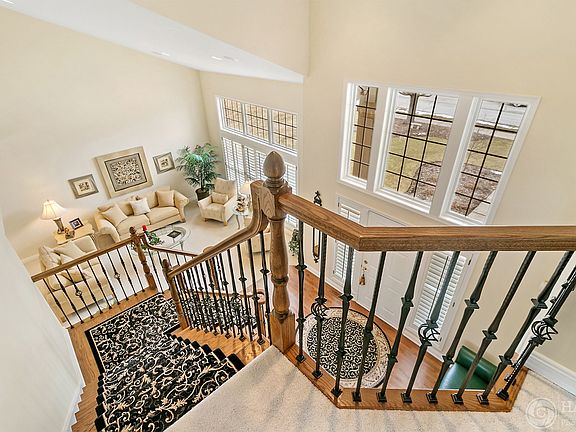 5th image of 1251 N Lakeview Dr