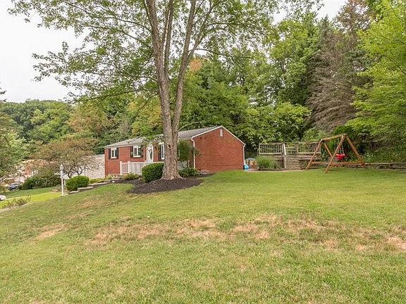 3rd image of 1500 Sugarloaf Dr