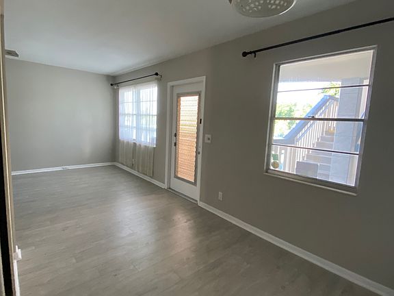 2nd image of 2049 Yarmouth Dr #2049