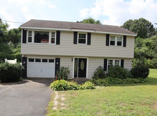 29 Fayette Rd, Bedford, MA 01730
