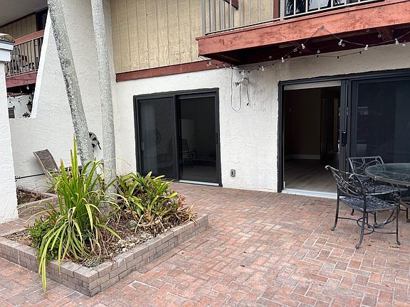 4th image of 2992 Lakewood Lane #328