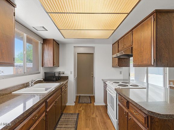 3rd image of 8614 E EL CHARRO Lane