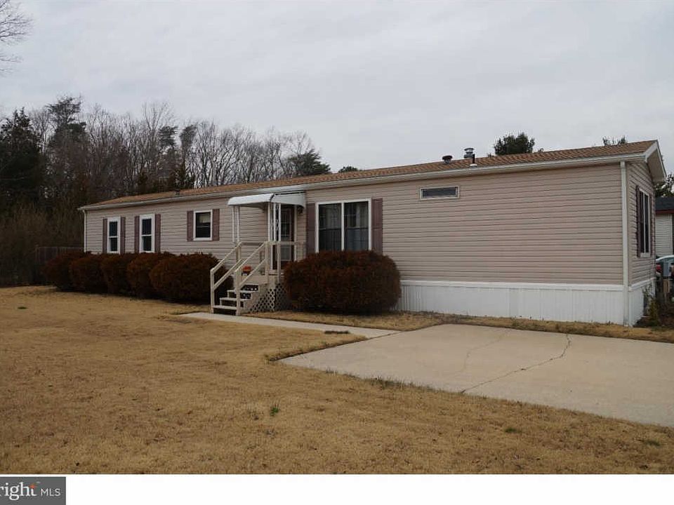 1st image of 15 Cleveland Dr