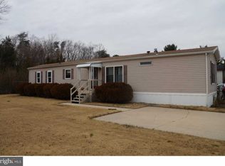 15 Cleveland Dr, Millville, NJ 08332