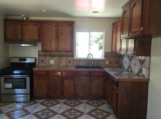 10961 Hickory St, Los Angeles, CA 90059