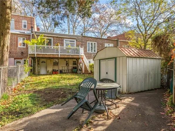 2724 East 27th Street image 25 of 34