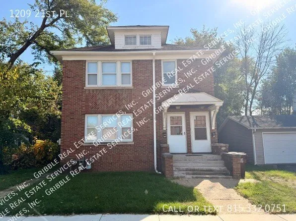 1209 21st Pl, Rockford, IL 61104