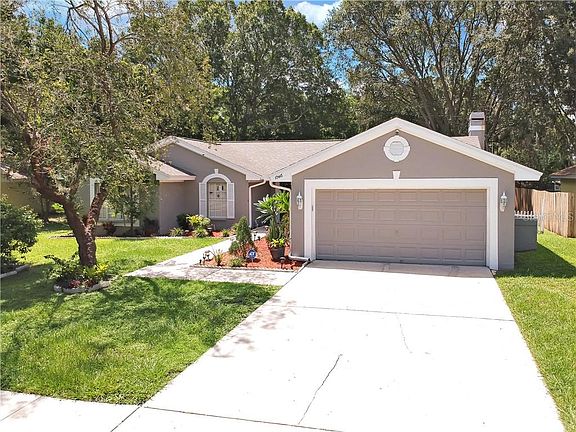 4th image of 10416 Ashley Oaks Dr