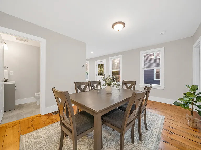 16-18 Chestnut St — Photo 11
