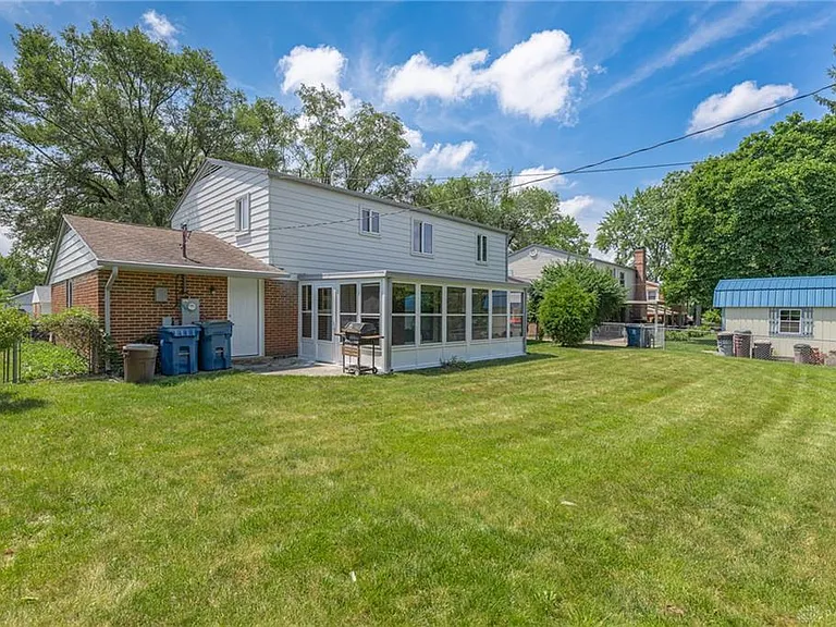 6221 Longford Rd — Photo 28