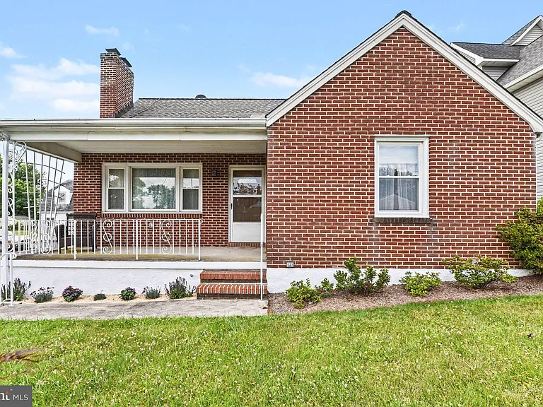 4125 Cliffvale Rd — Photo 1