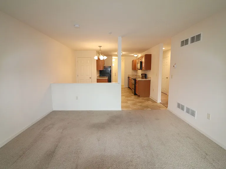 1605 W Main St #E — Photo 12