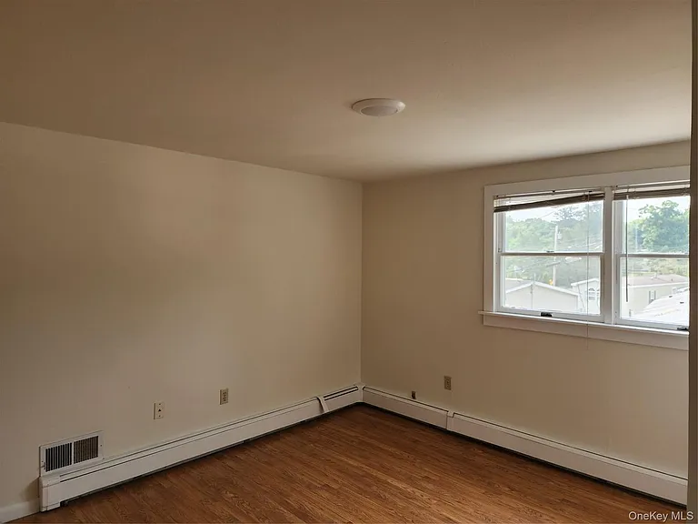 32 Osborne Hill Rd — Photo 14