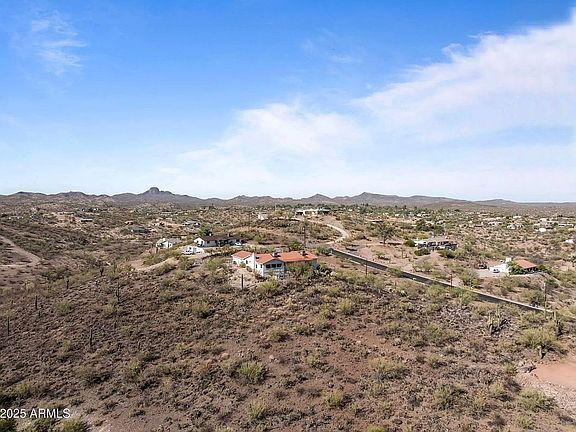 5th image of 969 S Saguaro Dr