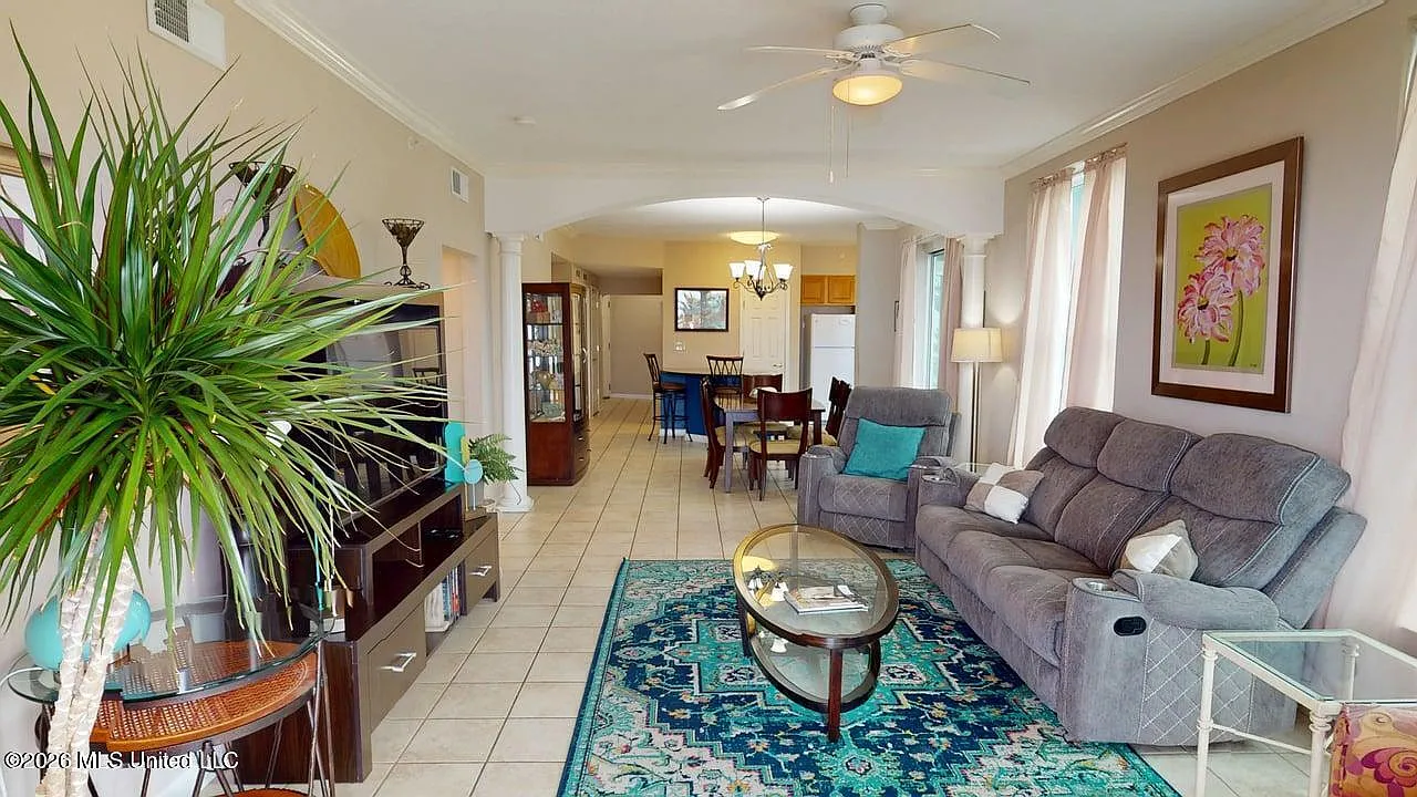 3 bed, 3.0 bath, 1852 sqft, $3,195 — Photo 3