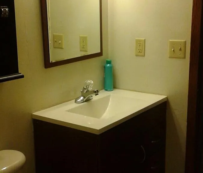 1411 Farrington St #B — Photo 3