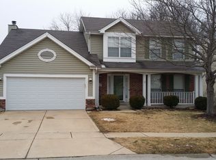 1251 Richland Meadows Dr, Ballwin, MO 63021