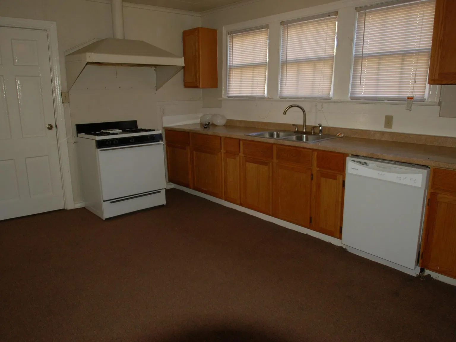 1 bed, 814 sqft, $995 — Photo 3