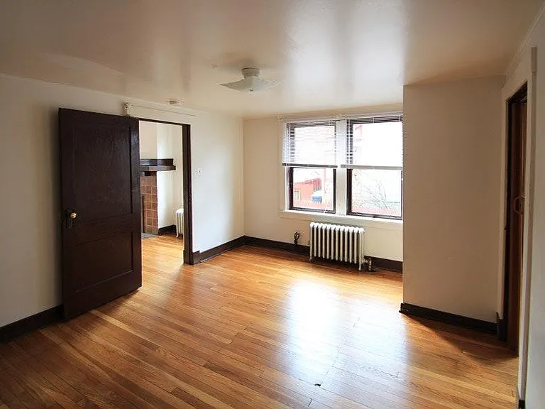 709 Pitt St #1L — Photo 4