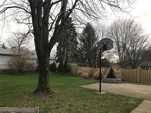 4th image of 1470 Beaushire Cir
