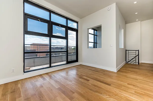 Rented by Nooklyn NYC LLC | media 22