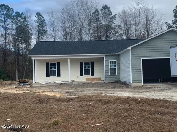 17-3 Crown Point Rd, Hubert, NC 28539