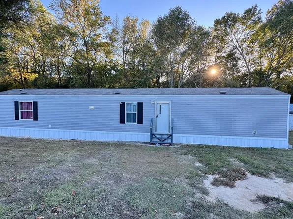 42 White Horse Road, Pikeville, NC 27863