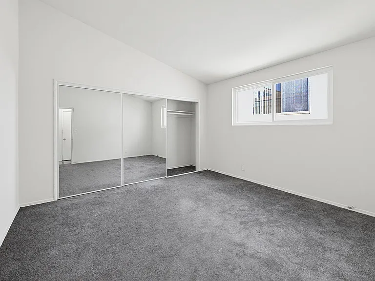 333 S Rexford Dr #7 — Photo 9