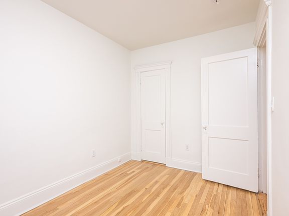 3rd image of 276 Chestnut Hill Ave APT 8