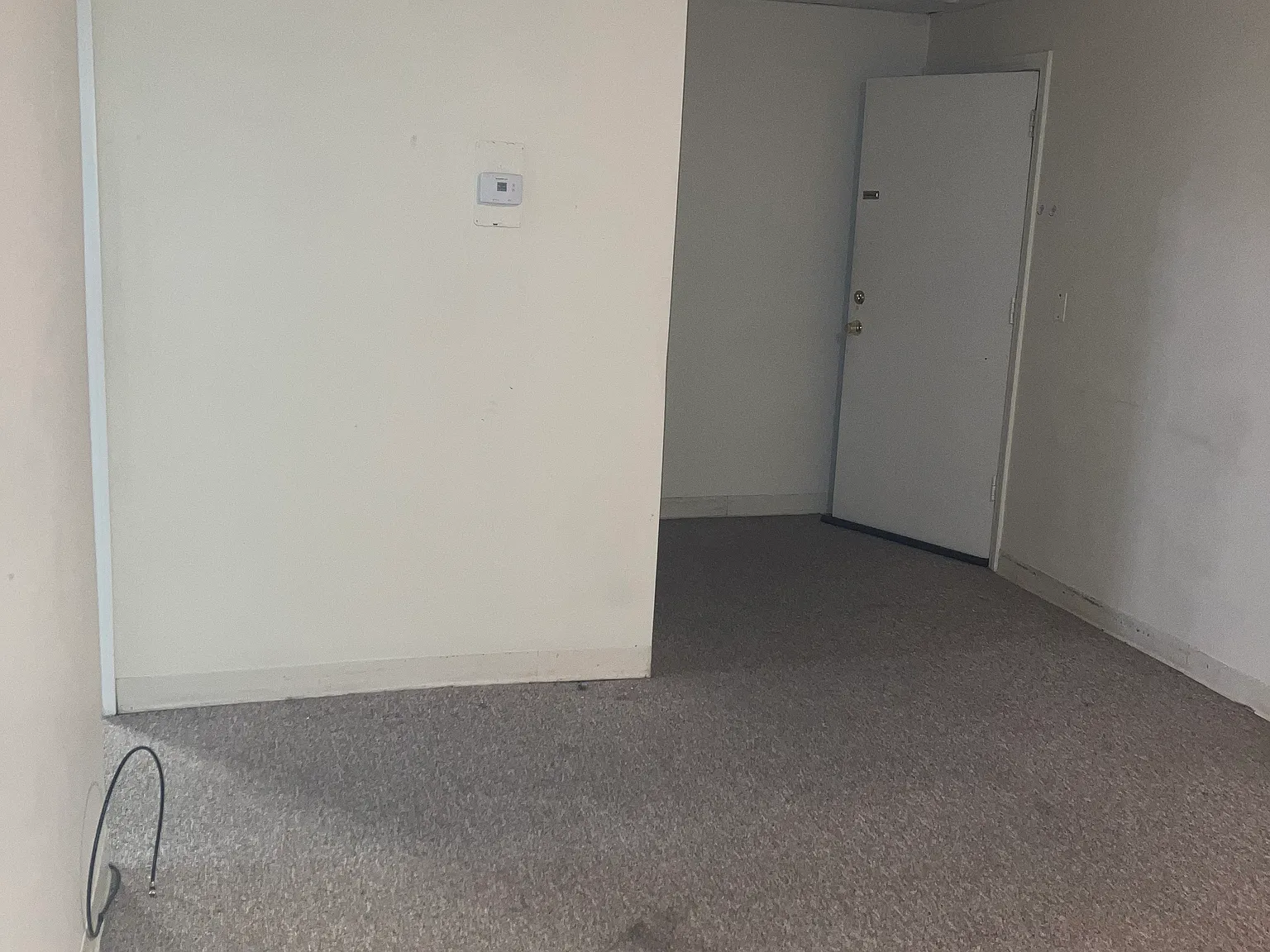 1 bed, 650 sqft, $1,700 — Photo 2