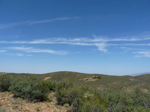 11692 E Rocky Hill Rd, Dewey, AZ 86327