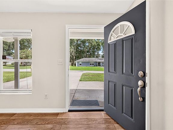 3rd image of 3174 SE 6TH PLACE
