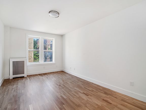 5th image of 95 Linden Blvd APT 040A