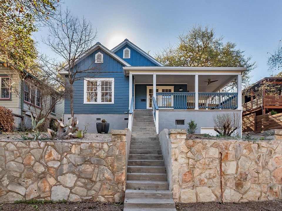 1809 Alameda Dr