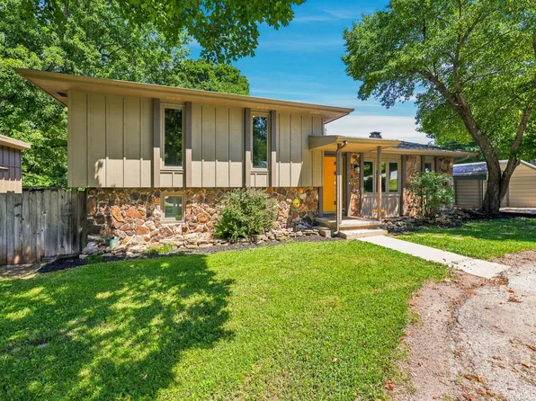 17 Hillside Drive, Nixa, MO 65714
