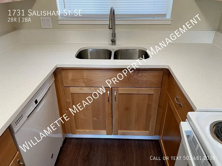 1731 Salishan St SE — Photo 6