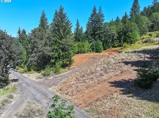 3355 James Rd, Hood River, OR 97031