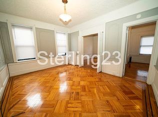 21-41 35th St #2F, Astoria, NY 11105