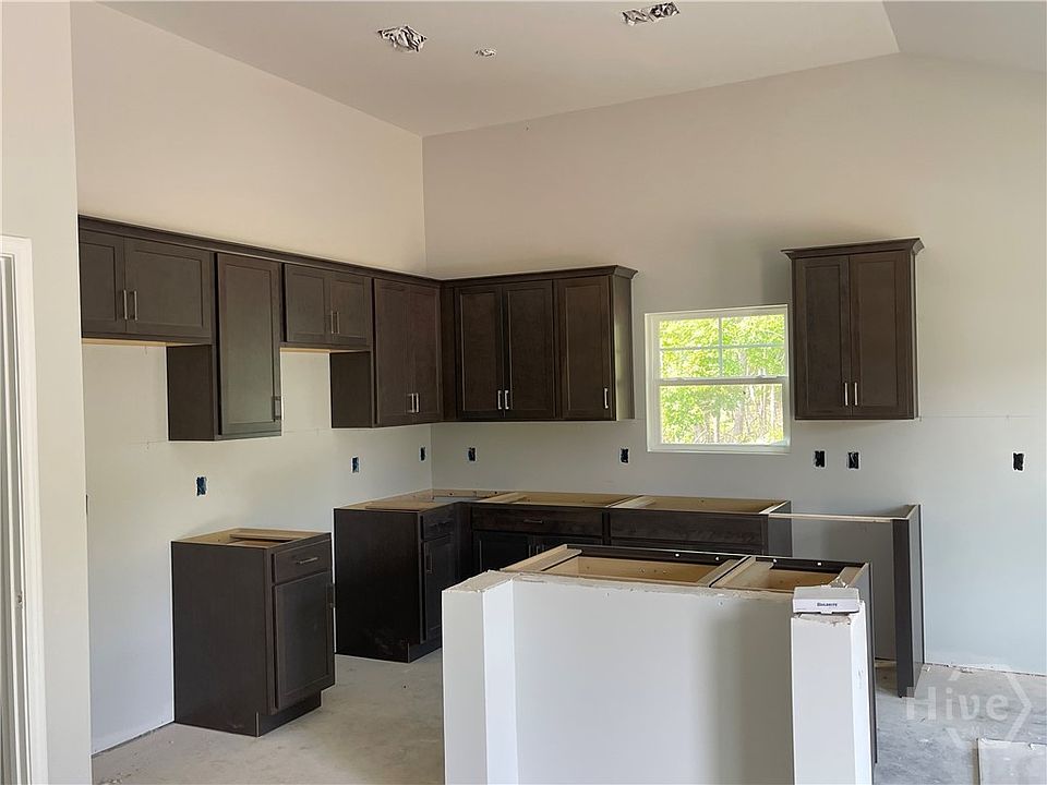 2nd image of 206 Chime Creek Drive