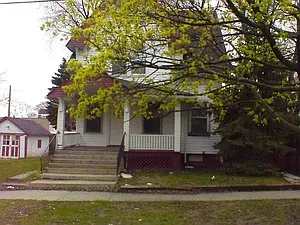 517 4th St photo 1