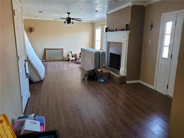 2nd image of 1673 Stout St