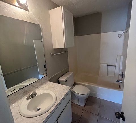 5th image of 9030 Jennifer St #1