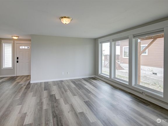 4th image of 1459 Diamond Head Avenue SW