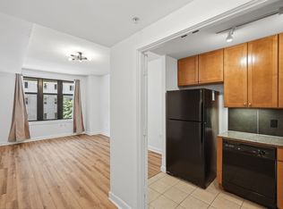 400 Massachusetts Ave NW APT 302, Washington, DC 20001