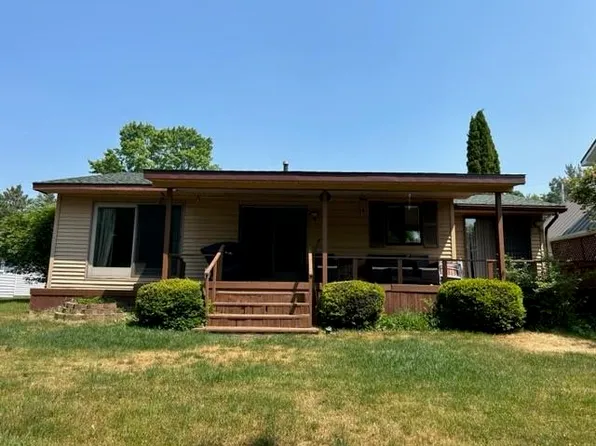 1323 McKimmy Dr, Beaverton, MI 48612
