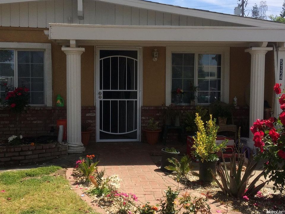 1st image of 8109 S Phinney Dr