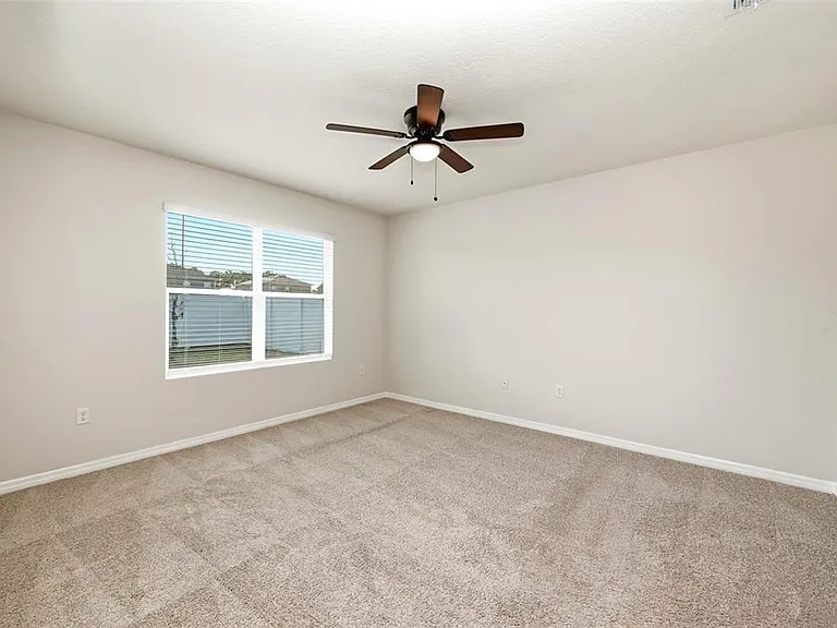 2725 Dumont Ln — Photo 21