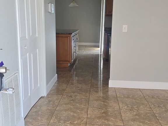 4th image of 202 Chadworth Dr
