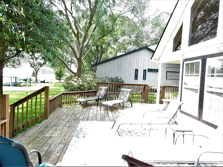 13545 Northshore Loop — Photo 43